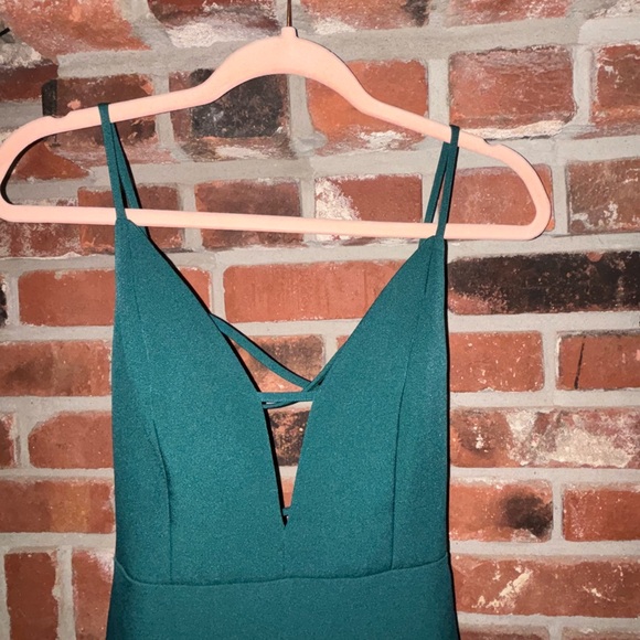 Express Emerald Green V-Neck Midi Bodycon Dress w/ Open Lace up Back Sz 2 - Picture 3 of 7